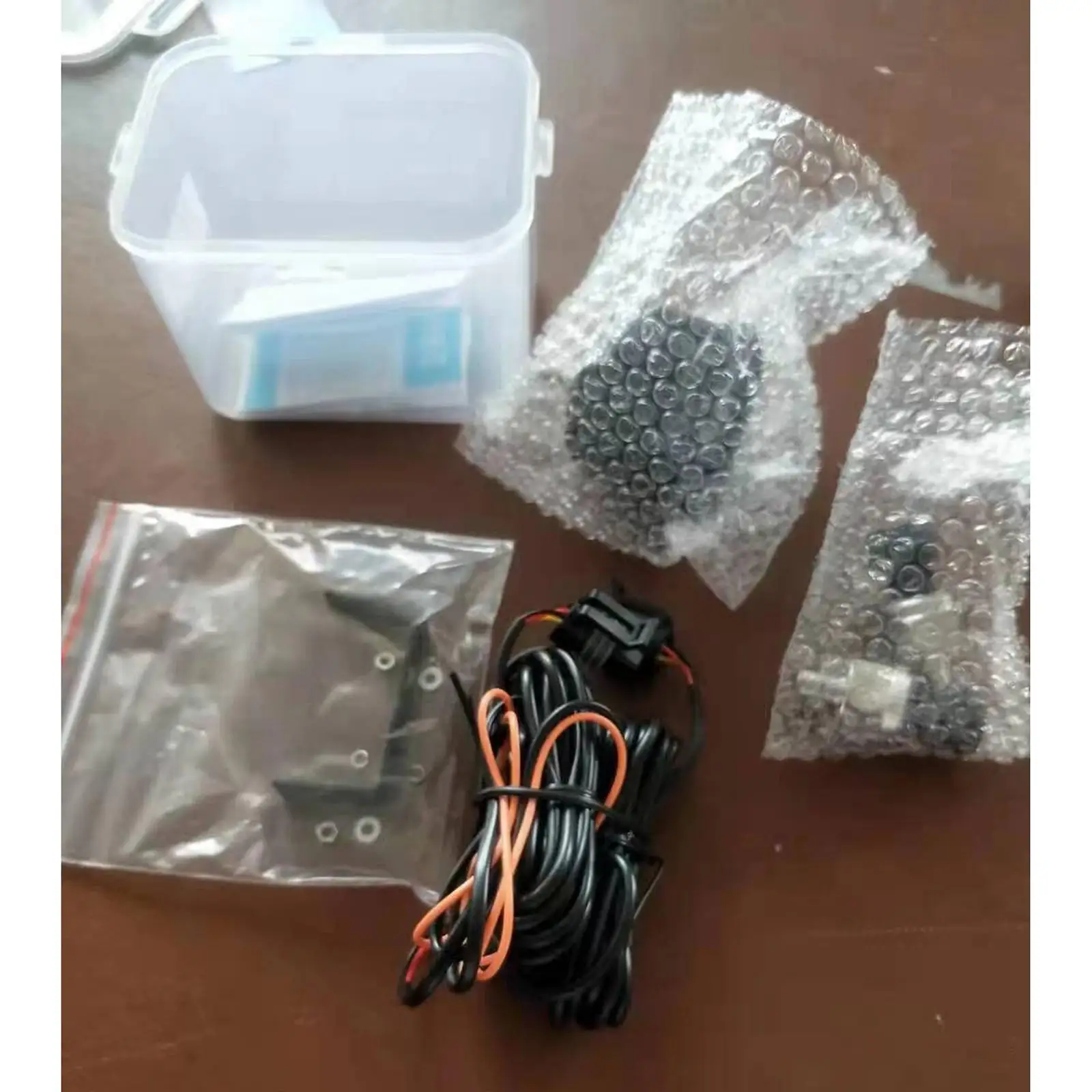 يستبدل مقياس ضغط الهواء مباشرة بقطع غيار العرض الرقمي المزدوج لأجهزة الاستشعار