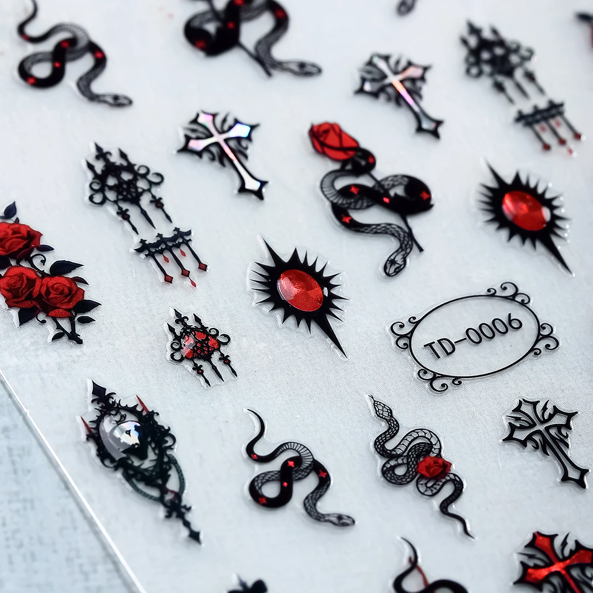 2 قطعة أسود أحمر القوطية هالوين مسمار ملصقات ثلاثية الأبعاد الجمجمة ارتفع الأفعى الصليب مسمار الشارات لمهرجان مسمار ديكور ذاتية اللصق المنزلق