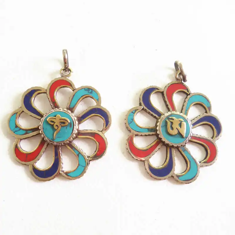 Tibetan Amulet Holl…