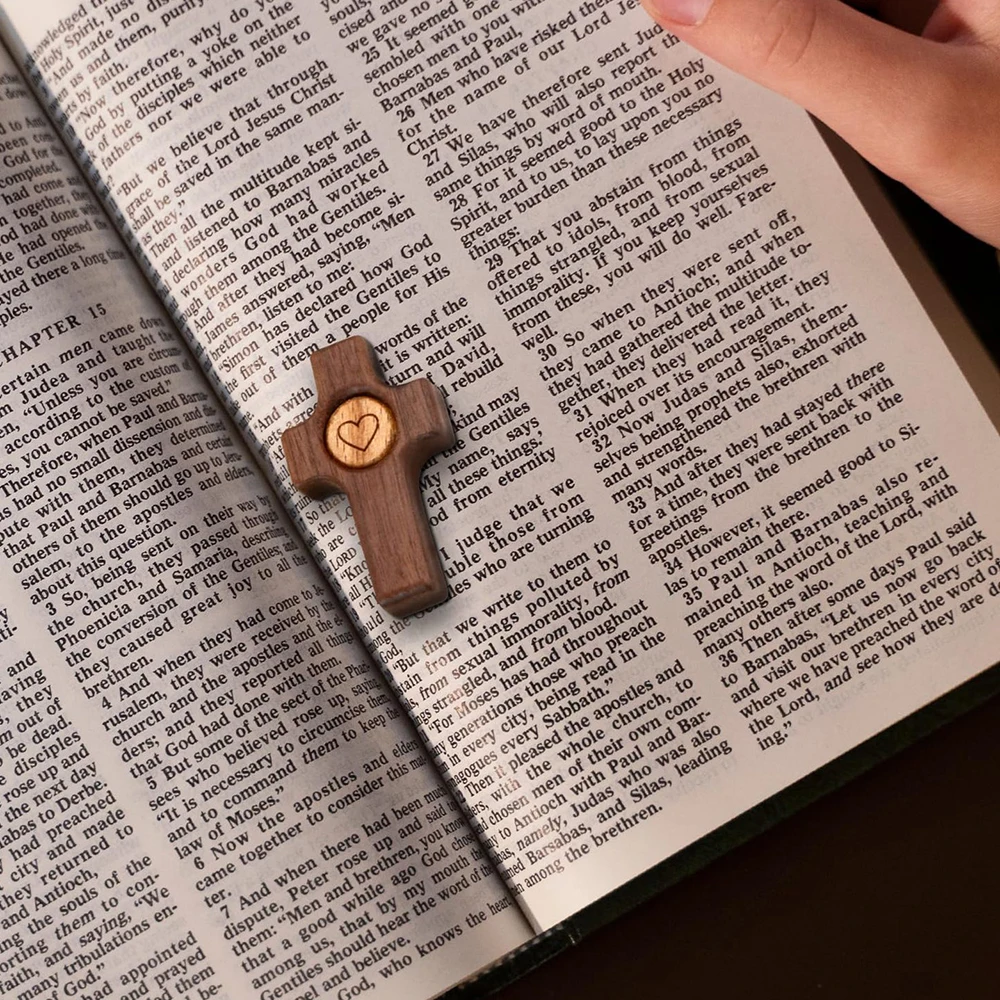 هدايا للمسيحيين Wood Fidget Cross My Heart الجوز الحلو تشجيع خشبي الإجهاد الإغاثة الصلاة عبر الجيب المسيحي #5