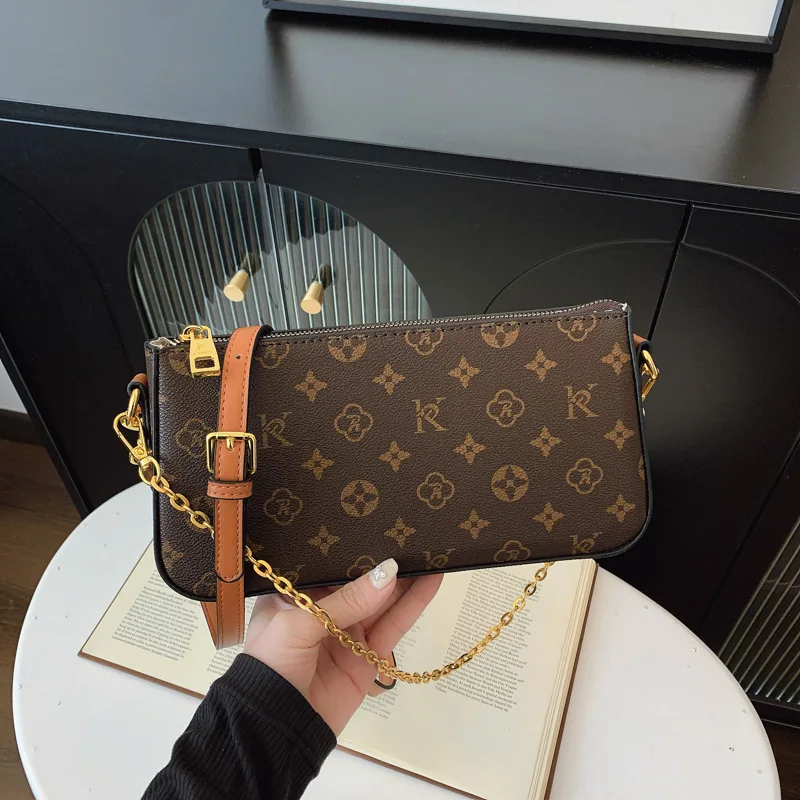 Classic best-selling letter chain small clutch bag - Spring 2025 new design - PU printed daily wear bag