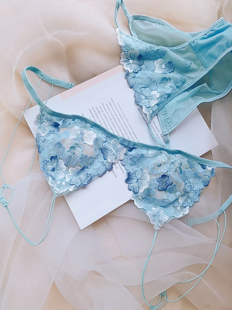 الدانتيل الفرنسي Minimizer الصدرية مجموعة كبيرة التمثال مثلث Bralette اللاسلكية مثير مجموعة الملابس الداخلية النقية مغر شير الملابس الداخلية للنساء