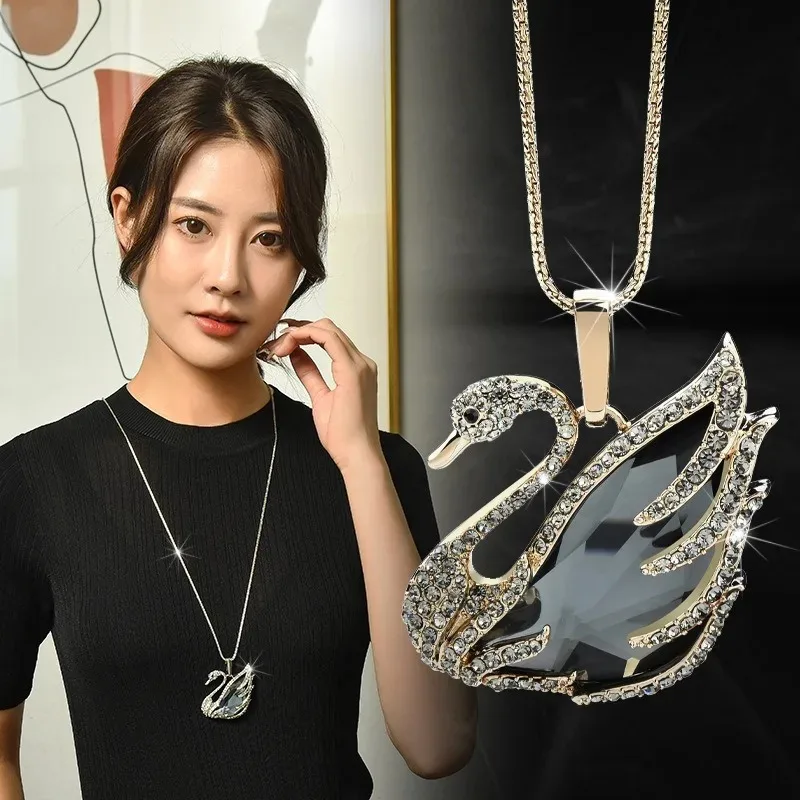 سلسلة سترة نسائية، إكسسوار خريفي وشتوي عصري وأنيق للنساء، قلادة كريستال البجعة