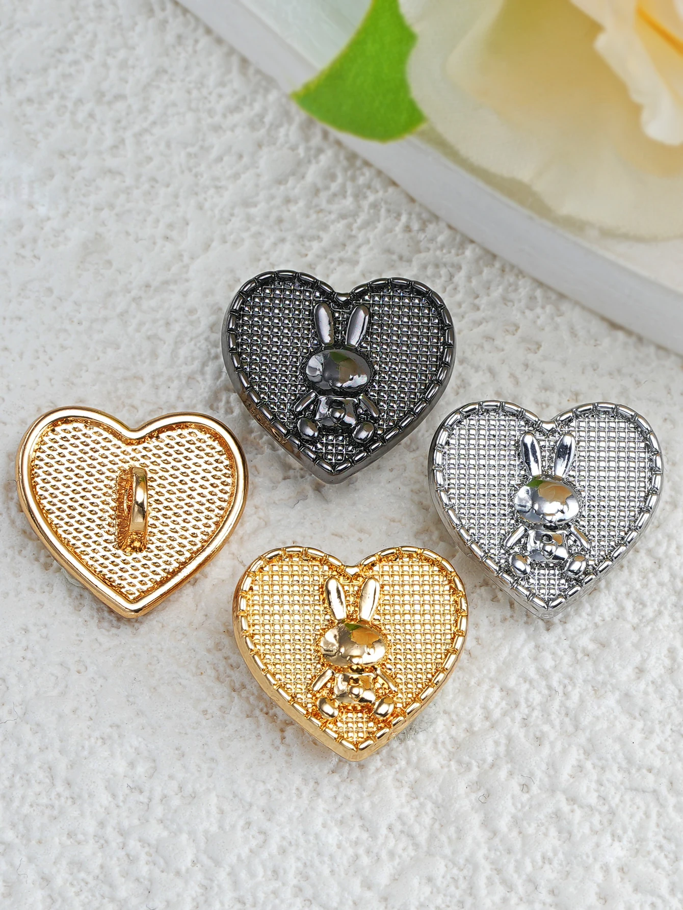 8pcs/Pack Striped Bunny Cottagecore Metal Shank Buttons for Children's Clothing Shoes Bags Accessories DIY Crafts Sewing Tools - view 5