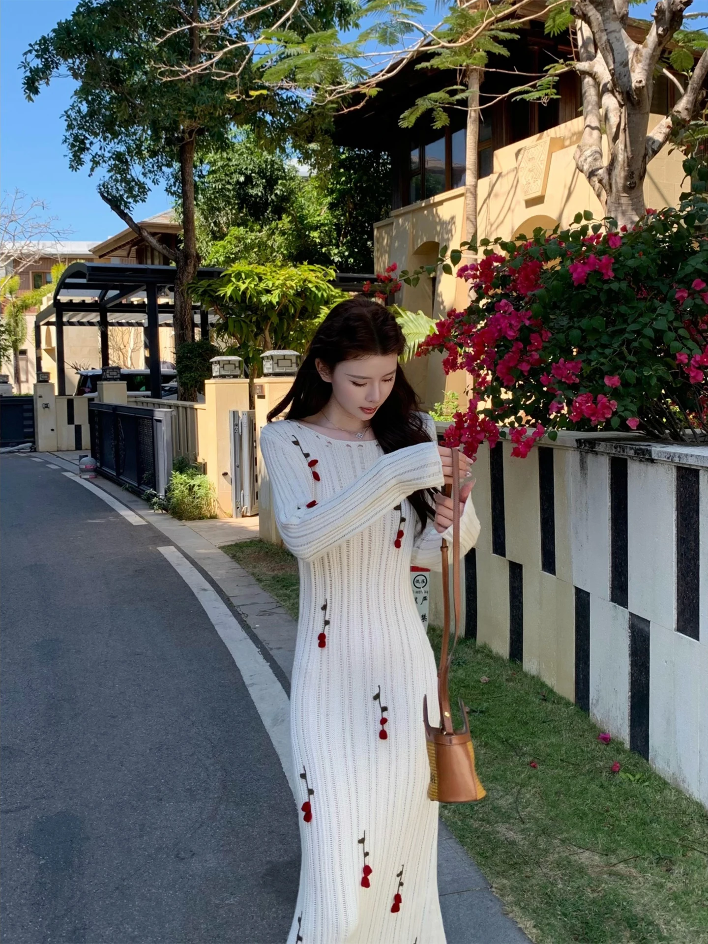 

Винтажное вязаное платье Kun Rose Valley белого цвета с длинными рукавами, женское, приталенное, повседневное, из смесового хлопка, силуэт H-образный