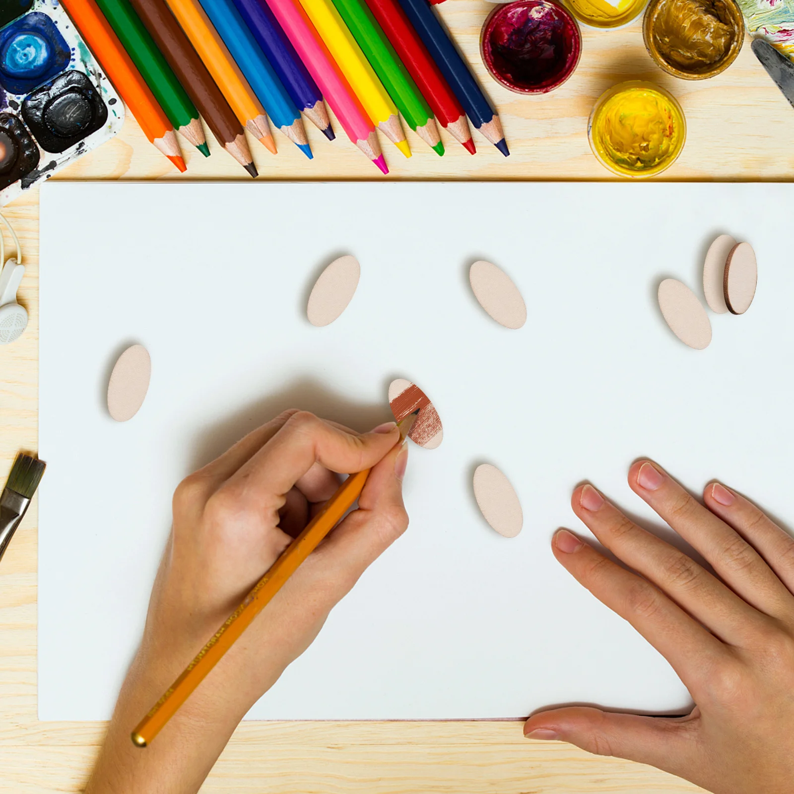 

200Pcs DIY Wooden Ornaments Unfinished Oval Cutouts for Craft Projects Home Decor Christmas Wedding Gifts Oval Cutouts