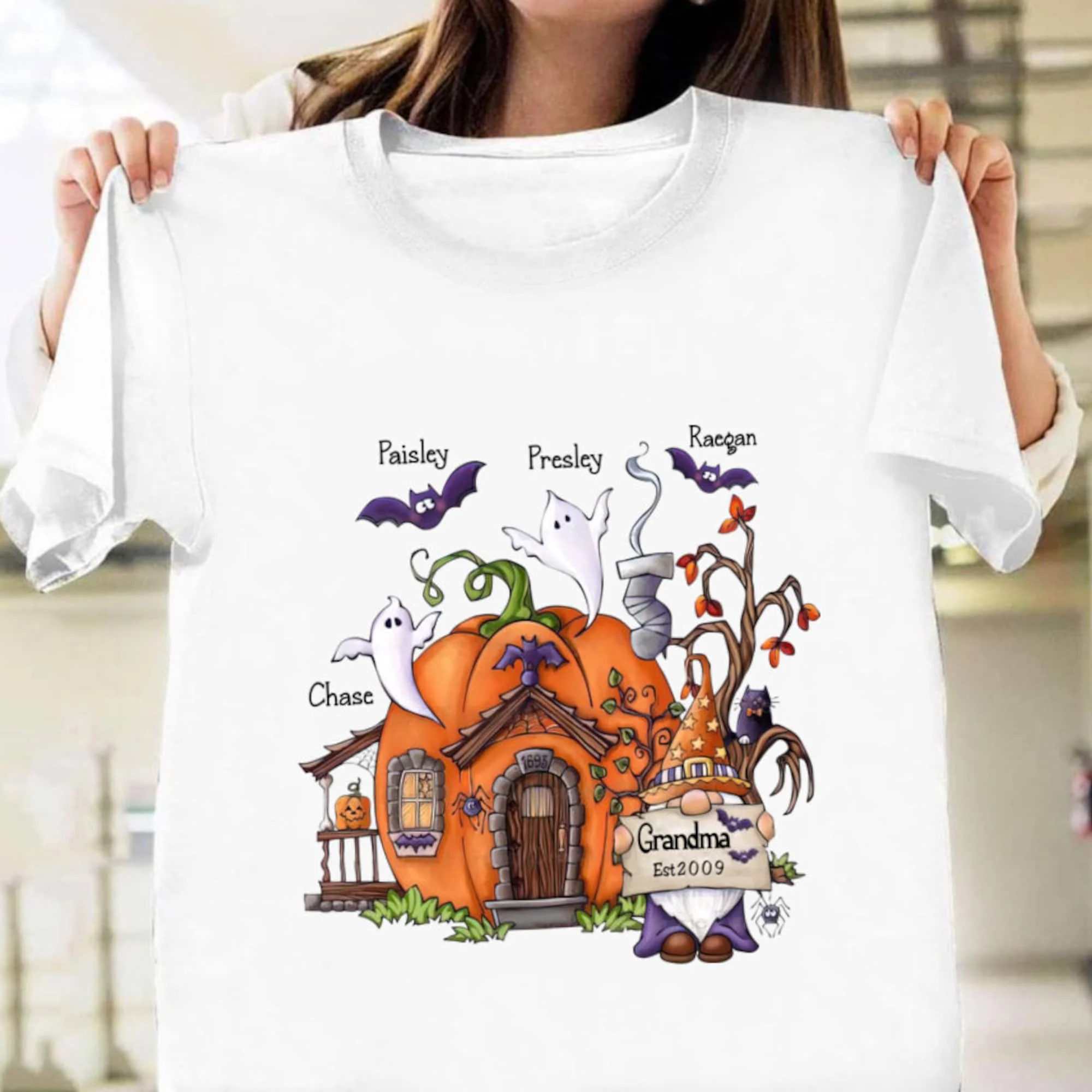 Personalized Grandma Halloween Sweat T Shirt Custom Spooky Kids Nana Mimi Gigi Gnome Costume For Mom Wife