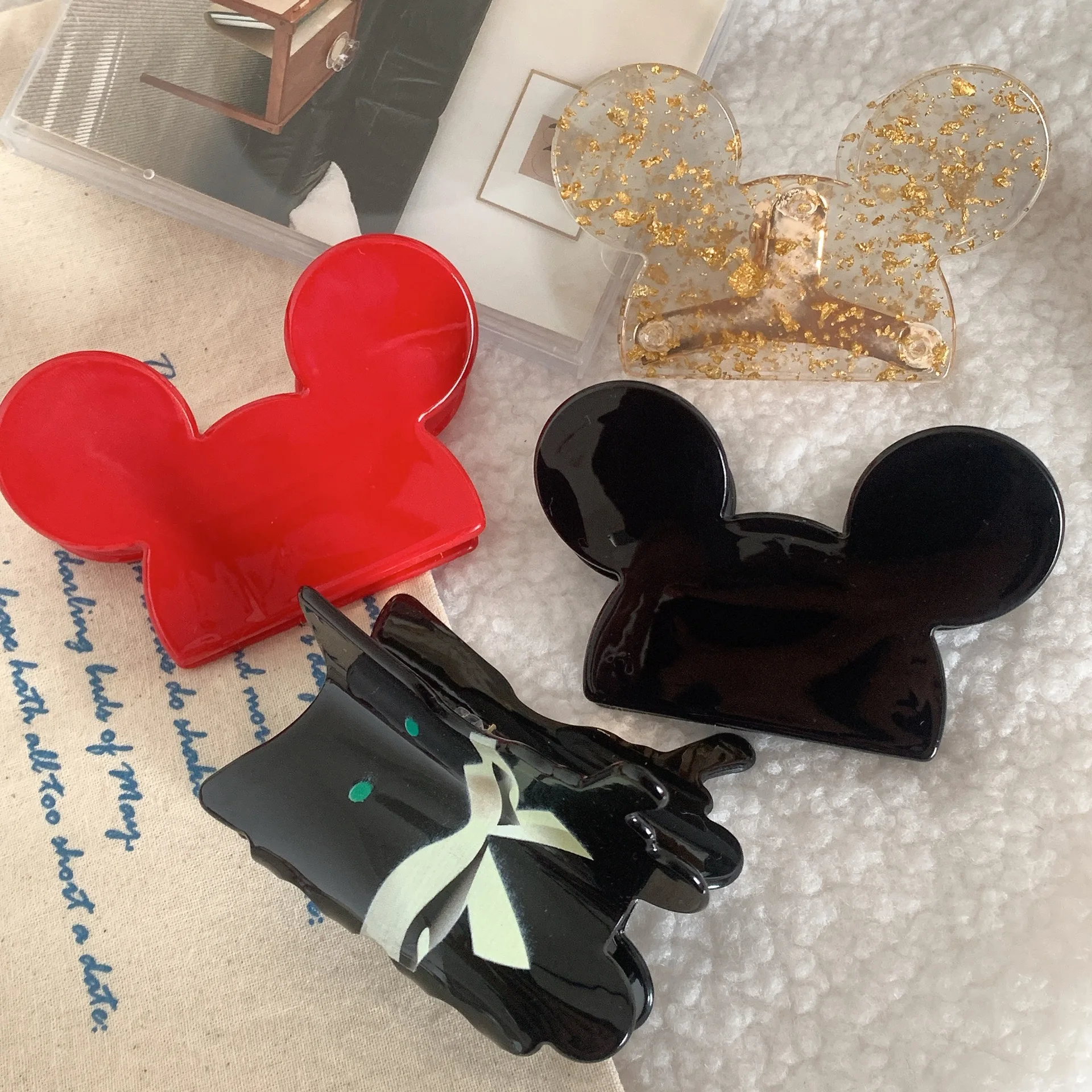 Cute Mickey Cartoon Clip Ins The Same Paragraph Pill Head Decoration Shark Clip Net Red Hair Clips Mori System Hair Card