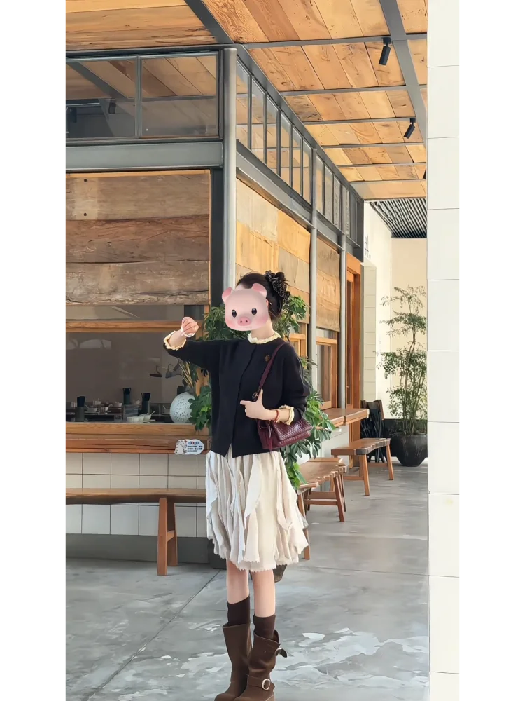 

Уникальный вязаный комплект из двух предметов для женщин: шорты с высокой талией и цветочным кружевом, новинка весенней коллекции, повседневный модный ансамбль