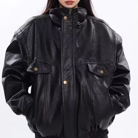 แจ็คเก็ตหนัง PU สไตล์เรโทรและระดับไฮเอนด์สำหรับชุดนักบินมอเตอร์ไซค์แนวสตรีทในฤดูใบไม้ร่วงและฤดูหนาว