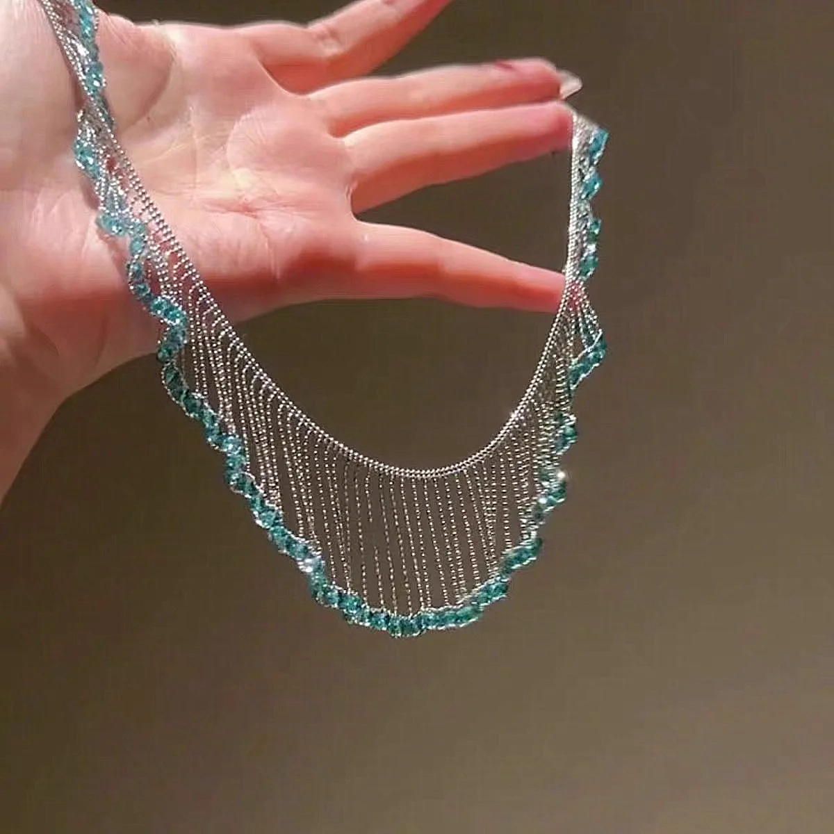 French beaded lace blue glittering diamond necklace - Cold and elegant, exquisite and luxurious.