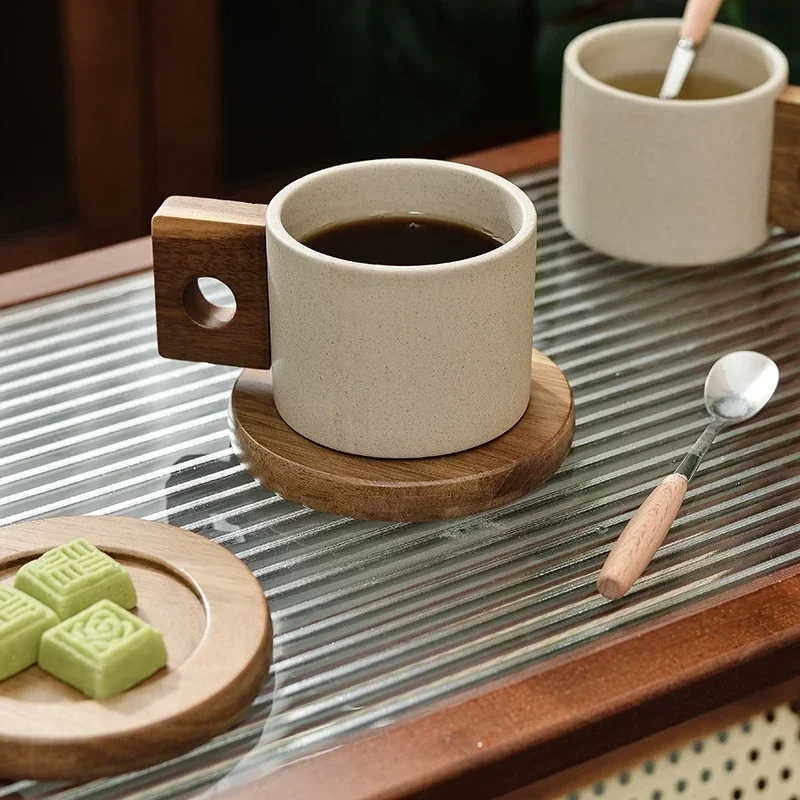 Home Office Wooden Pallet Ceramic Cup High-grade Exquisite Design Wooden Anti-ironing Handle Coffee Cup Creative Mug with Spoon