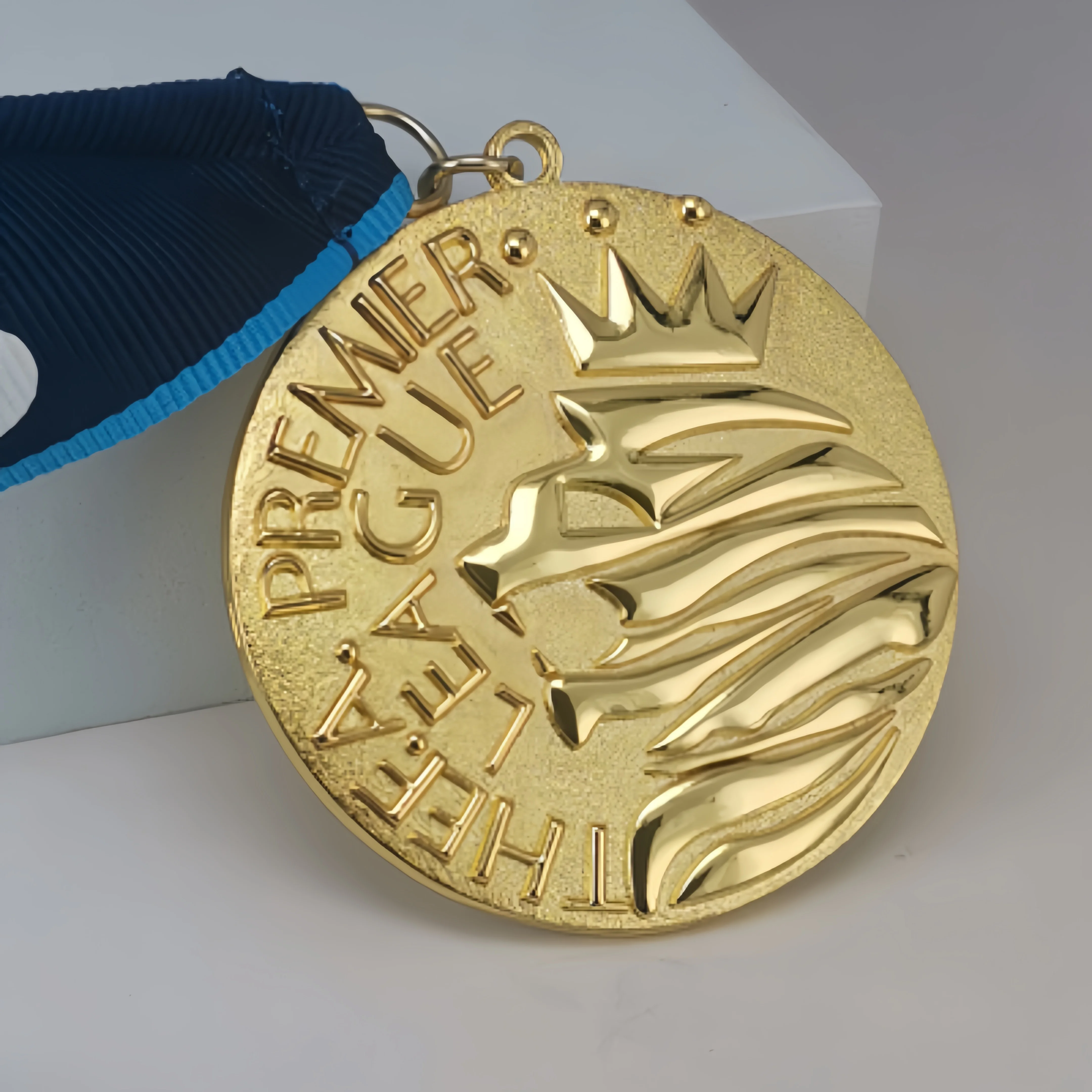 old  style  2006-2007 Season for MUN  Champions Medal The 06/07 Season Champions Medal Repl Fans collections