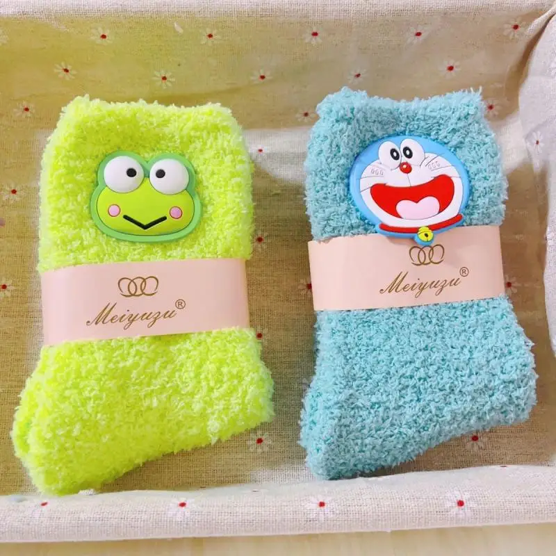 Kawaii Sanrioed Keroppi Sock Cartoon Girl jesień i zima koralowy polar skarpetki do spania skarpetki podłogowe Anime prezent na festiwal peryferyjny