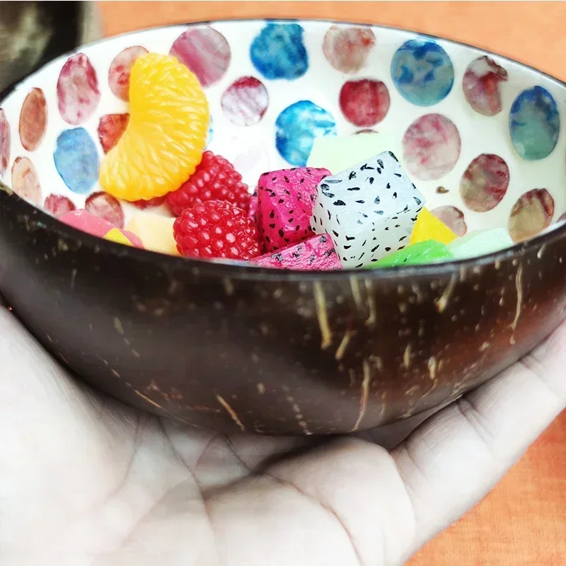 Beige Natural Decorated Shell Coconut Bowl Fruit Salad Noodle Rice Bowl Wooden Yogurt Tableware Handicraft Home Decorations