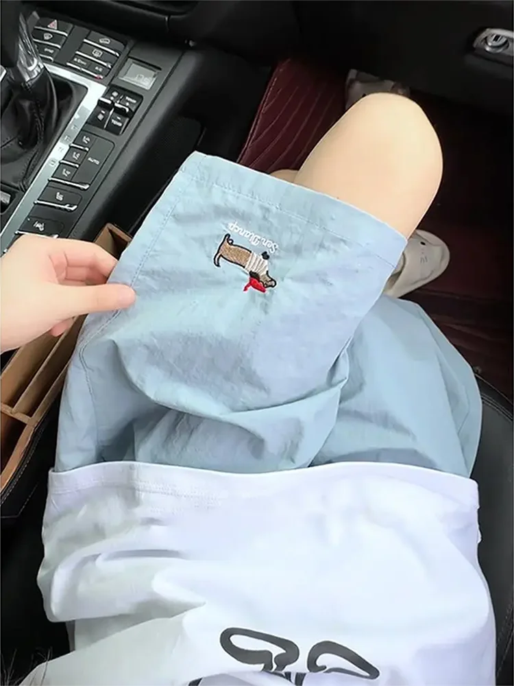 

Qui Dry вышитый ледяной шелк пять дюймов повседневные orts мужские летние свободные прямые брюки эластичный пояс дышащий