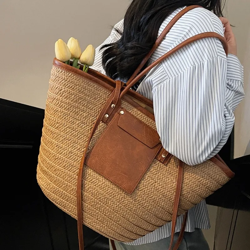 

Women's 2026 Summer New Fashion Woven Straw Bag Vacation Style Handheld Tote Bag Large Capacity Beach Bag