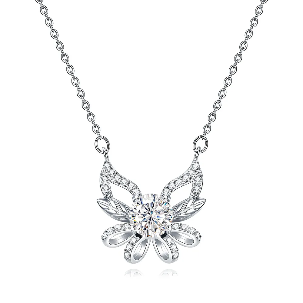 

Round 0.8CT moissanite hollow butterfly necklace women's S925 sterling silver pendant personalized light luxury design