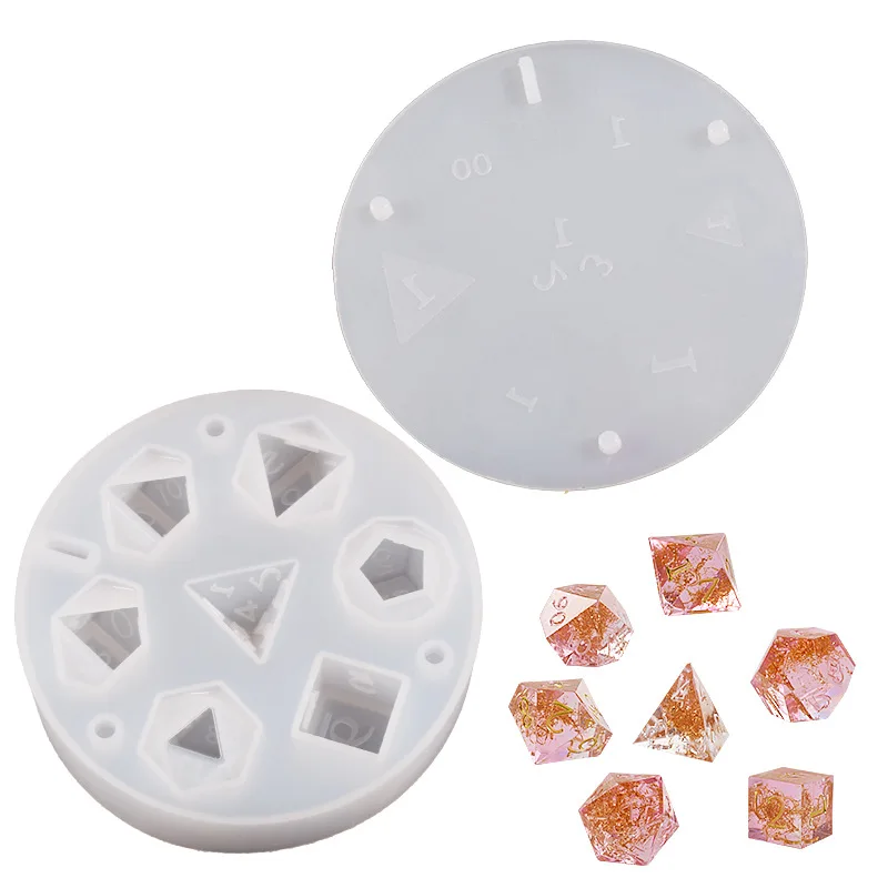 Epoxy Resin Polyhedral Dice Seven-Piece Keychain diy Running Group Board Game Dice Silicone Mold