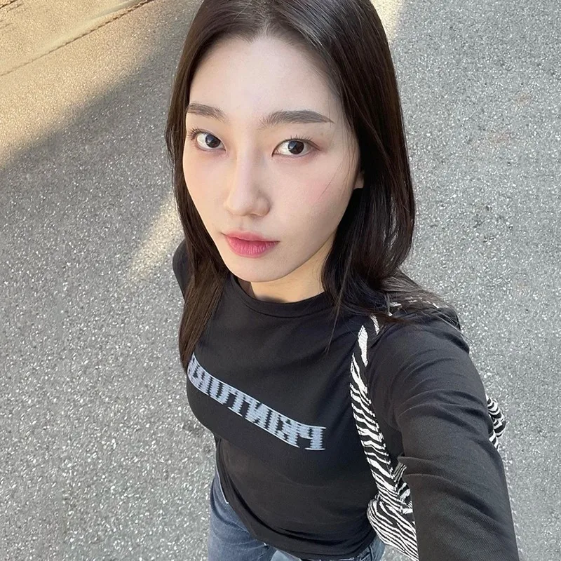 Karrram Grunge Letter Print T-shirt Korean Fashion Long Sleeve Tee Shirt Vintage Japanese Harajuku Slim Tops Kpop Streetwear Y2k