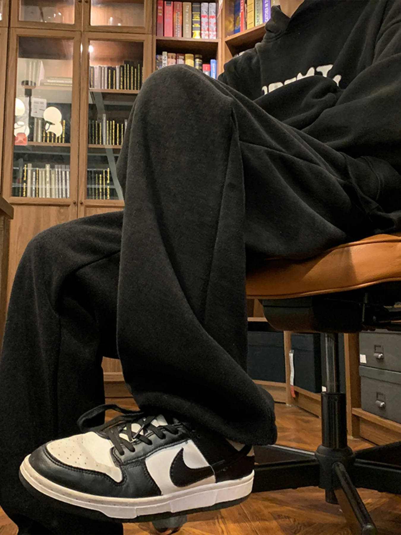 Amerikaanse retrostijl met fleece gevoerde verdikte joggingbroek voor dames, nieuwe herfst en winter losse casual veelzijdige afslankende luie wijde pijpen met hoge taille