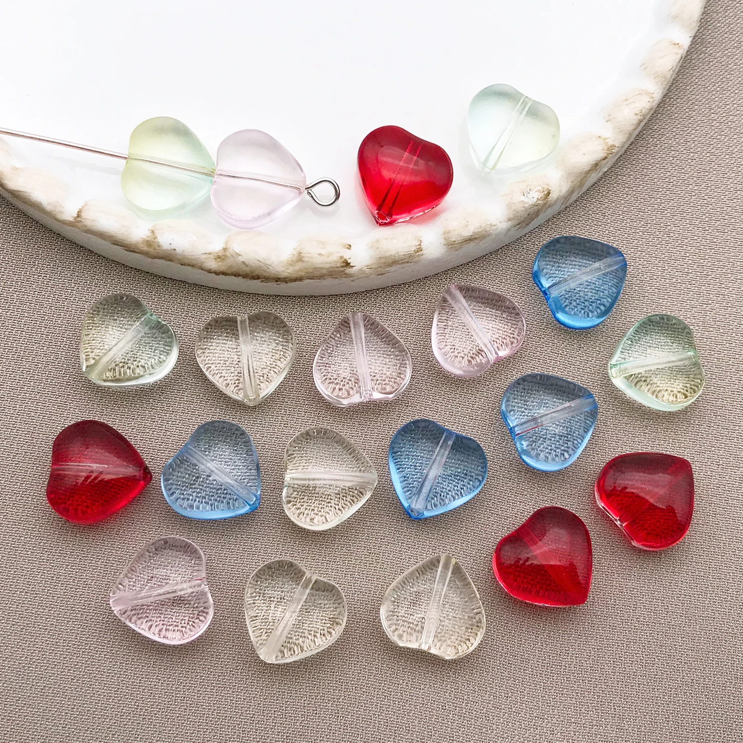 20pcs 10mm Glass Heart Shape Pendants Transparent Perforated Spacer Beads Charms For DIY Handmade Jewelry Craft Accessories