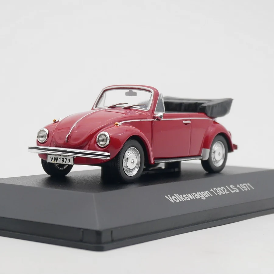 

Toy Vehicle Collection Ixo 1:43 Volkswagen 1302 LS 1971 Diecast Car Model
