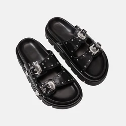 Street Style Modern Slippers 2024 Summer Thick Sole Flat Platform Sandals Women Handsome Rivet Casual Slipper Shoes Flip Flops