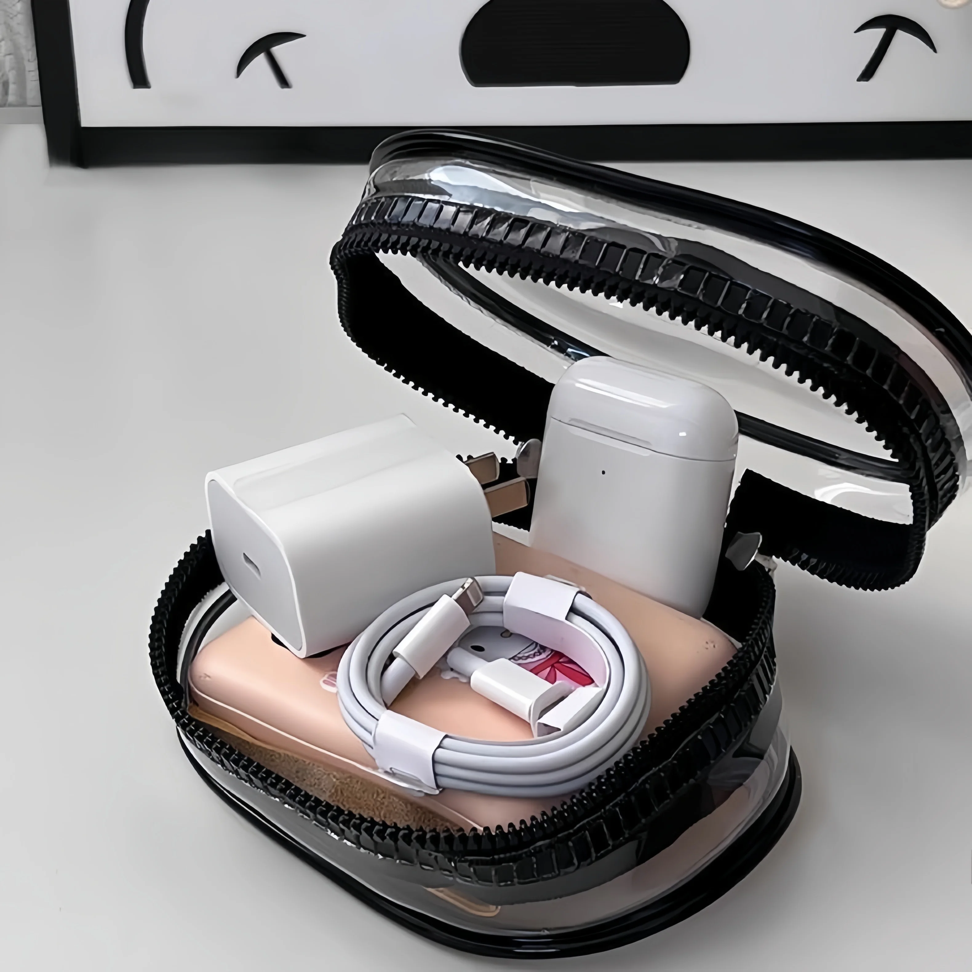 Desk Organizer - Прозрачный органайзер для хранения кабелей, зарядных