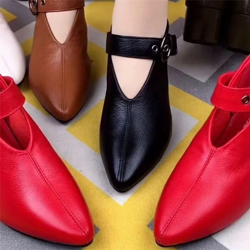 2022 Summer New Solid Color All-match High-heeled Shoes Women\'s Buckle Soft-faced Pointed Toe Thick-heeled Leather Shoes Women