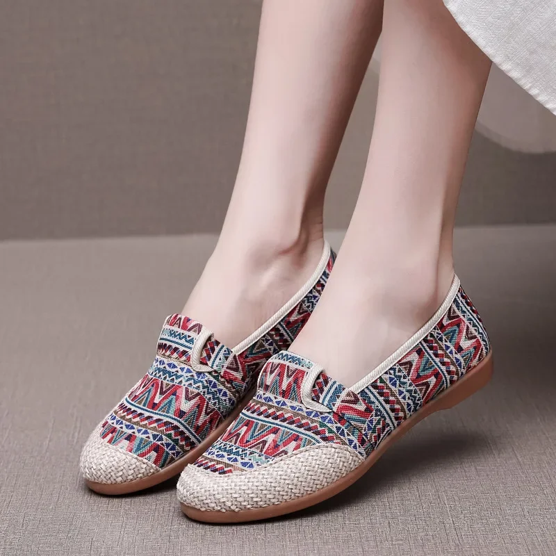 Summer Ladies Casual Comfort bohémien Slip On Lazy Shoes donna Flat Slip On Canvas Strap mocassini espadrillas di paglia