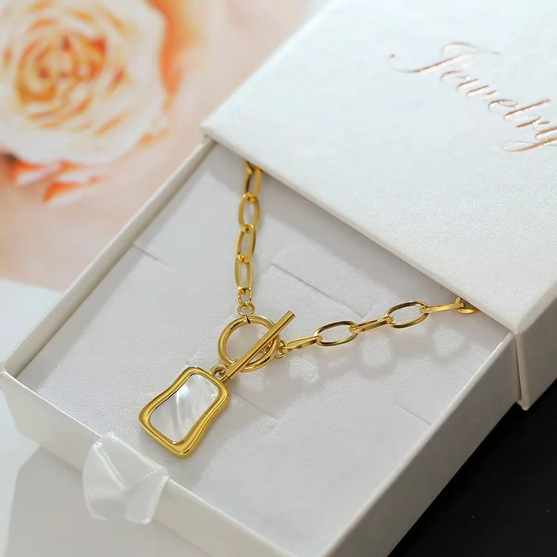 FTCY OT Buckle Irregular Shell Pendant Necklace For Women Gold Color Geometric Trapezoidal Women\'s Necklace Chains Jewelry Gifts