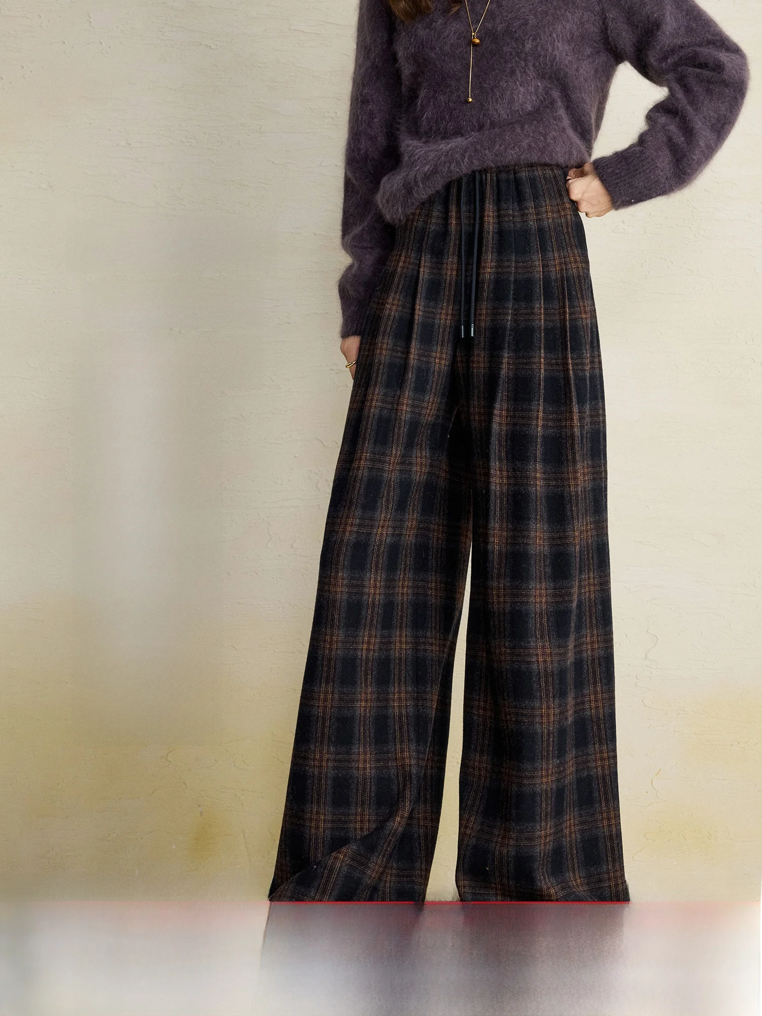 

Skin-friendly Woolen Plaid Wide-leg Pants Casual Home Pants Classic Che Pattern Comfortable Elastic Waist Ladies Trousers