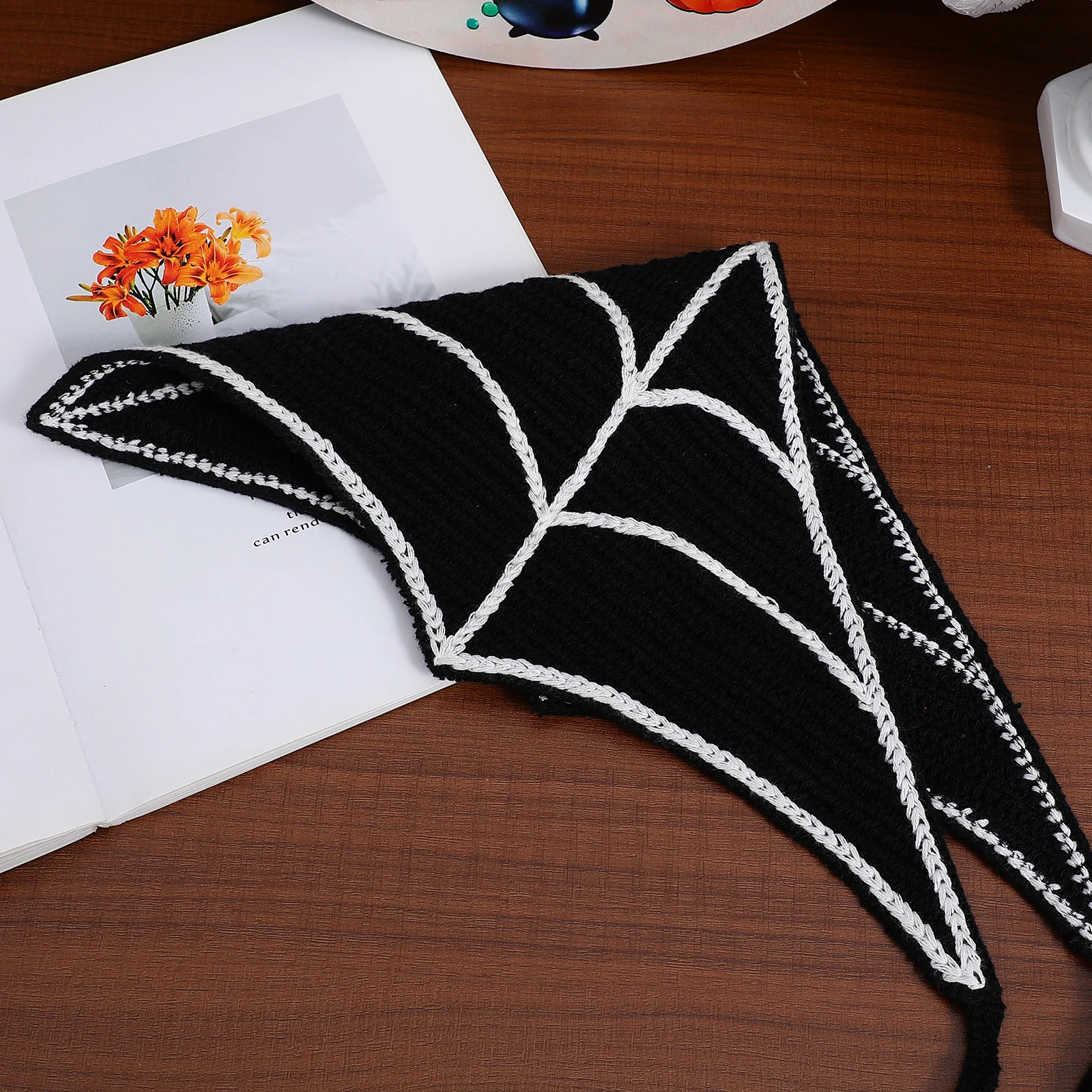 

Cobweb Headscarf Headpiece Crochet Headband Women Adjustable Tie Bandana Halloween Hair Scarf Decorative Handkerchief