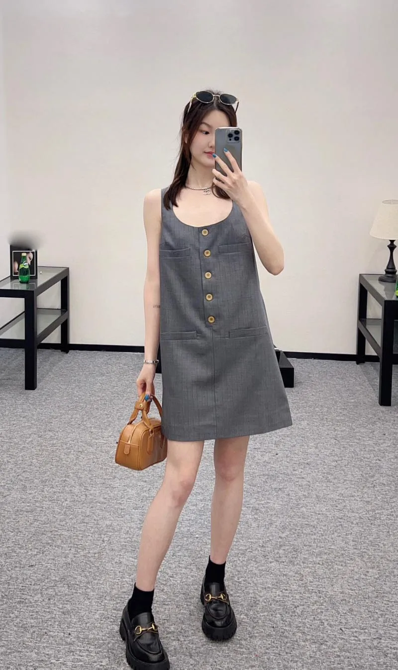 2024 new women's dress fashionable contrasting patch vest women's U-neck sleeveless straight tube sweet mini dress