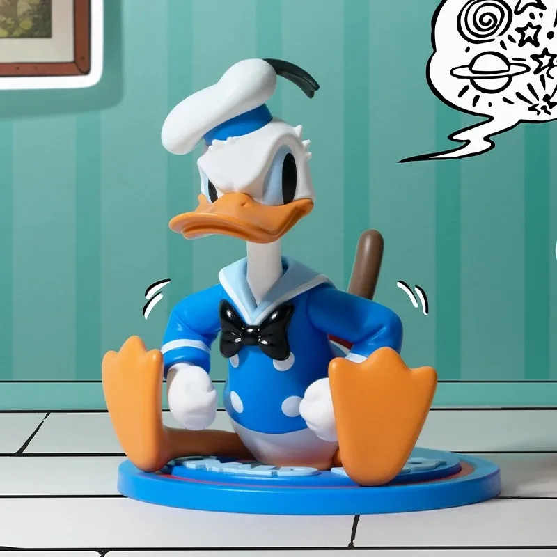 POPMART mainan kotak buta seri ulang tahun Disney Donald Duck 90th figur aksi Anime lucu hadiah boneka kotak misteri