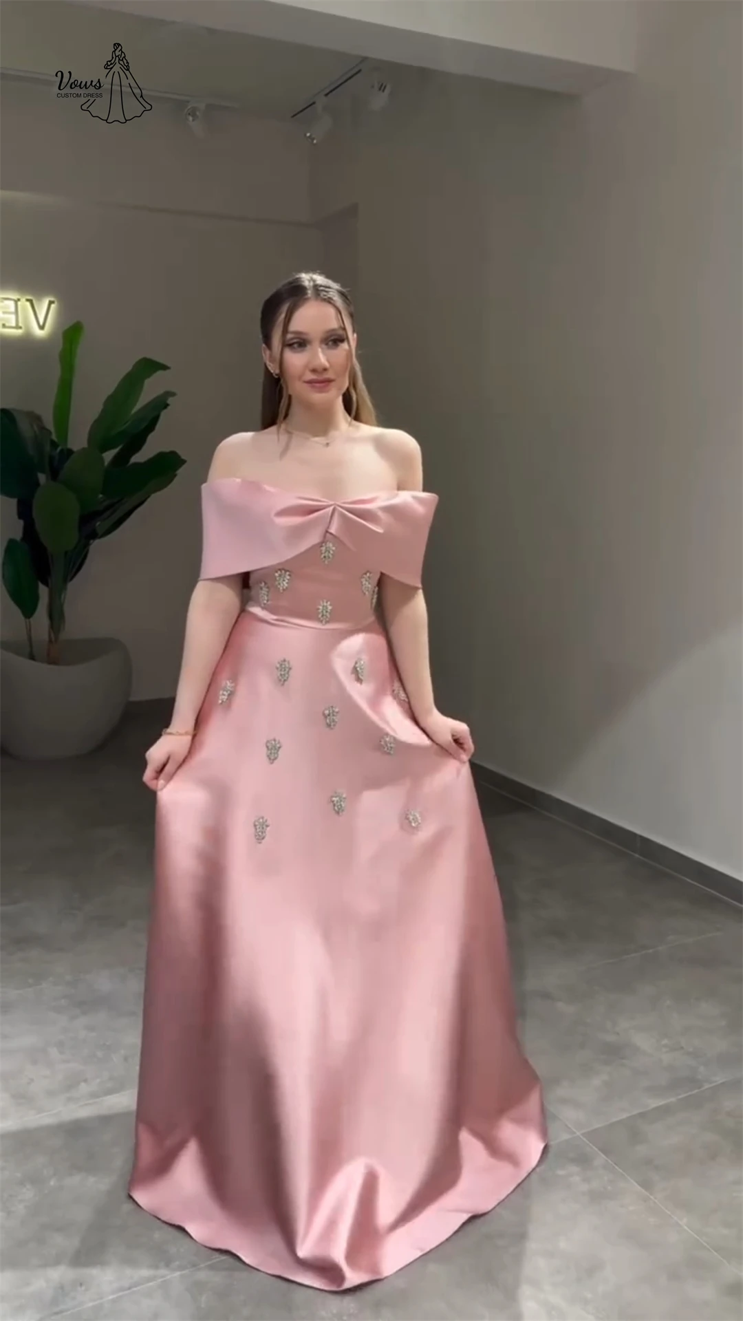 Sukienki balowe Nicole 2025 Luksusowa suknia balowa 2025 Linia A Szyta na miarę Świeca Cyrkonie Luksusowa suknia koktajlowa Robes De Cocktail