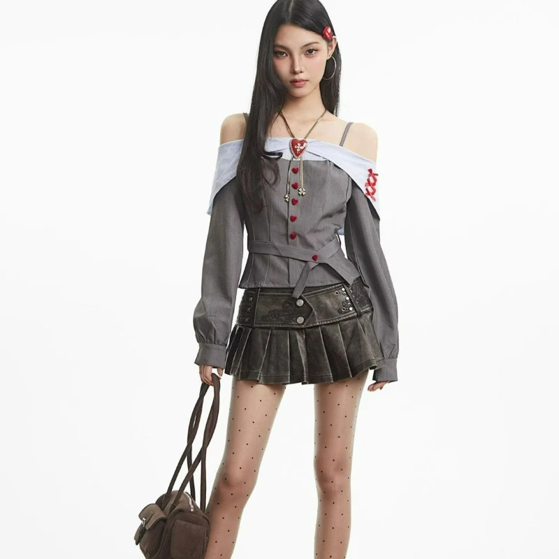 

Новинка осени 2026: Модный женский топ с открытыми плечами, облегающий, с цветовыми блоками, в американском стиле, на одно плечо, с длинными рукавами, для создания эффекта стройности