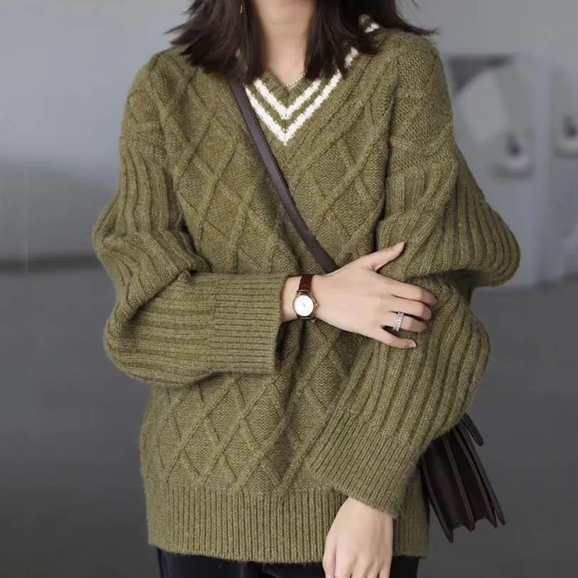 

Pullover Knitted Sweater V-Neck Striped Women'S Ribbed Fashion Splicing Korean Style Loose Autumn And Winter Knitted Sweater