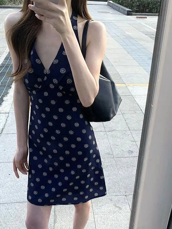 Elegant Blue V-Neck Waist-Cinched Halter Neck Dress Women's Summer New Beach Vacation Style Short Skirt Korean Style Low Waist