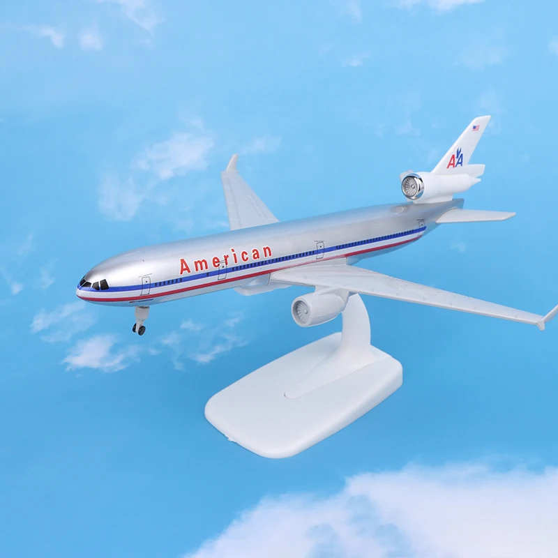 

20cm USA American AA Airlines MD MD-11 Airways Diecast Airplane Model Alloy Air Plane Model Passenger Aircraft With Landing Gear