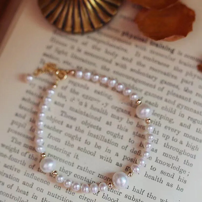 

Gentle Natural Freshwater Pearl Bracelet for Women, White Simple Fashion Jewelry, Niche Design Sense, Wholesale