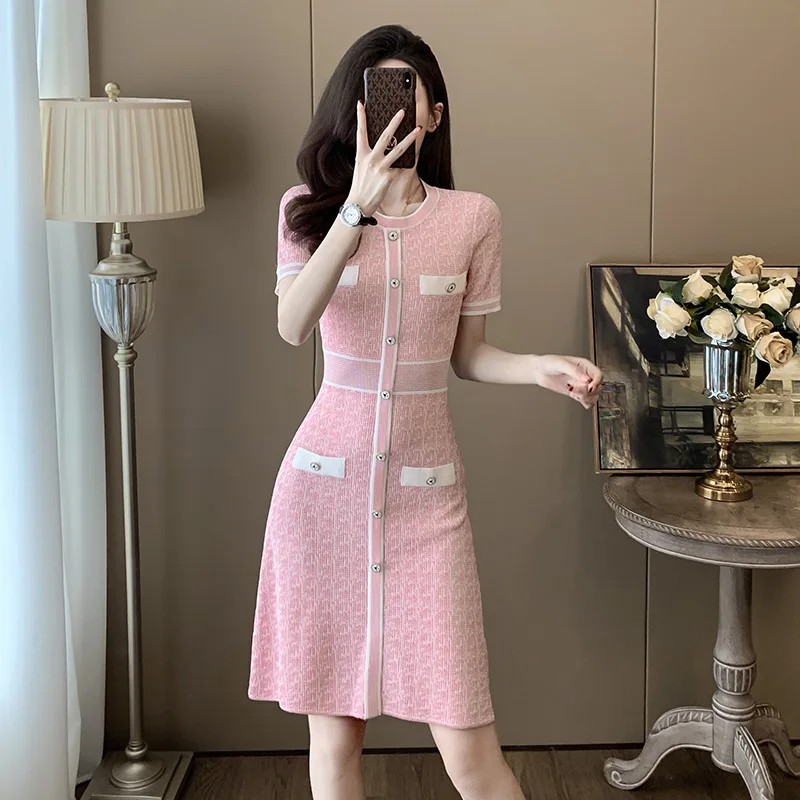 

Women's pink high waisted knitted dress 2025 new summer short sleeved small fragrant A-line skirt