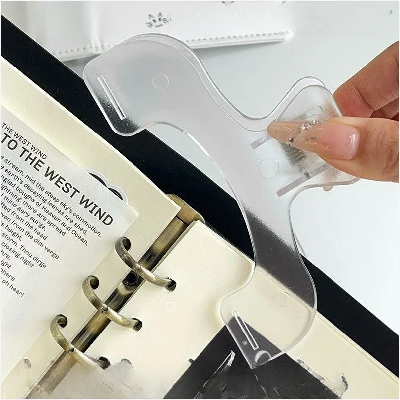 คลิปหนีบหนังสือแบบเรียบง่าย 1/3 ชิ้น แบบใสขุ่น สำหรับอ่านหนังสือ ที่หนีบกระดาษ ที่หนีบโน้ต อุปกรณ์ตั้งโต๊ะ ที่หนีบโน้ตใช้งานได้จริง