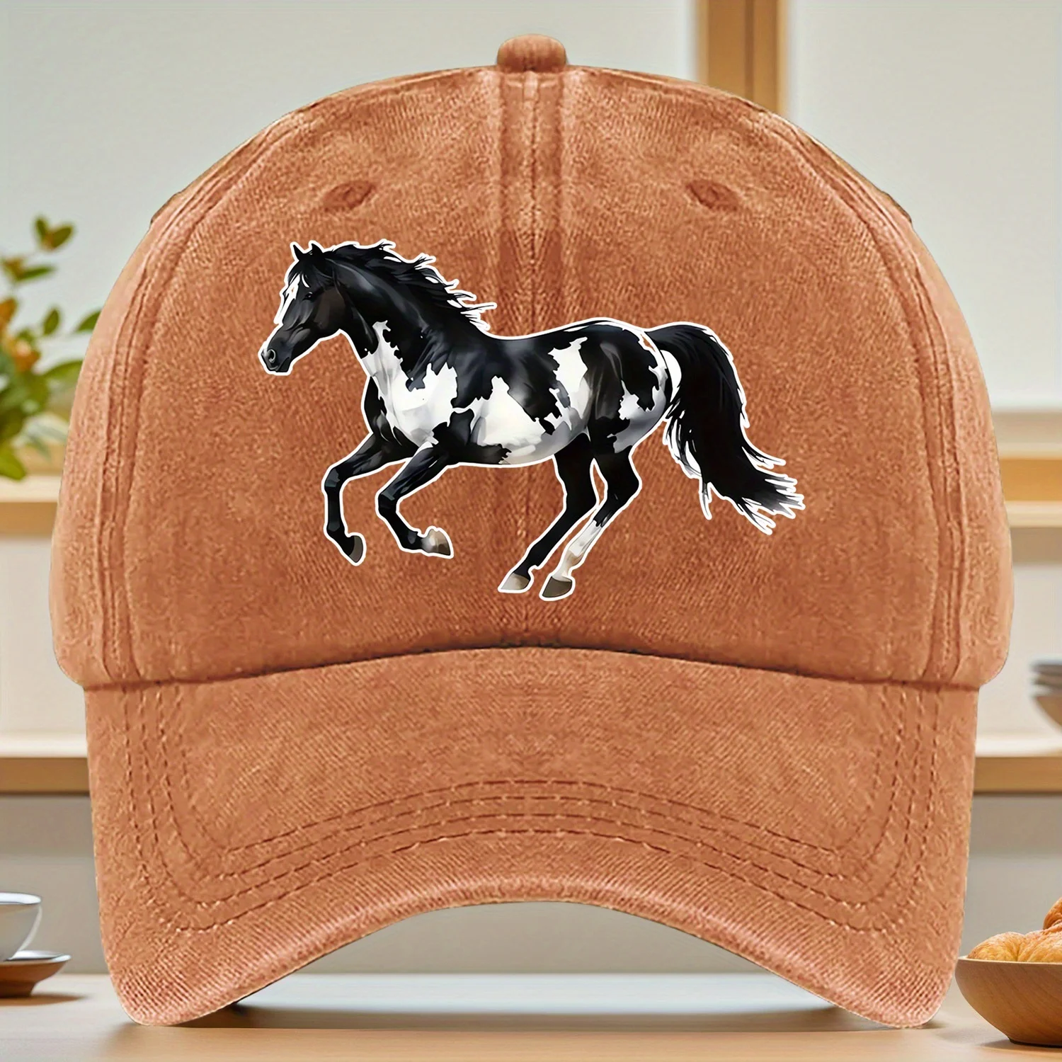 قبعة بيسبول تتميز بنمط "@5464@ حصان أبيض وأسود" مصنوعة من نسيج خفيف الوزن وجيد التهوية مع #2