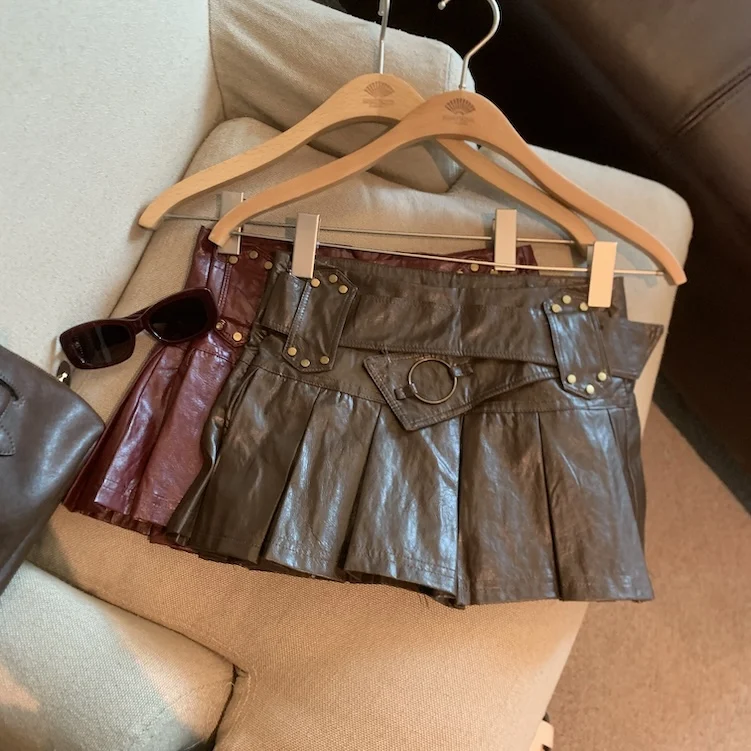 Retro Women Red Pu Leather Sexy Club Versatile College Style Slim Short Skirt Autumn Winter Coffee Colored Pleated Mini Skirts