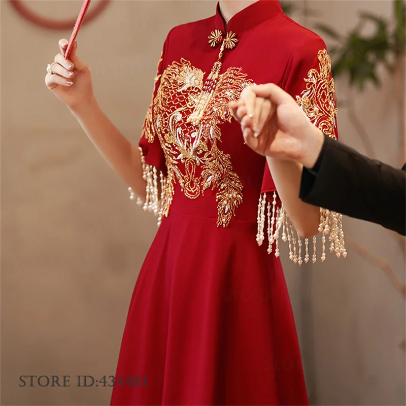 

Chinese Style Bride Wedding Dress Vintage Mandarin Collar Cheongsam Qipao Burgundy Embroidered Bead Sequins Evening Party Dress