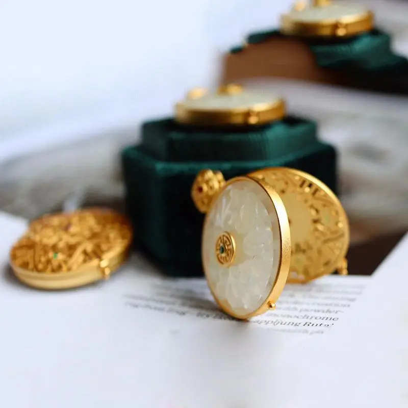

Chinese Retro Style Natural White Stone Exquisite Hollow Can Be Opened Women's Necklace Pendant Classical Jewelry Gift