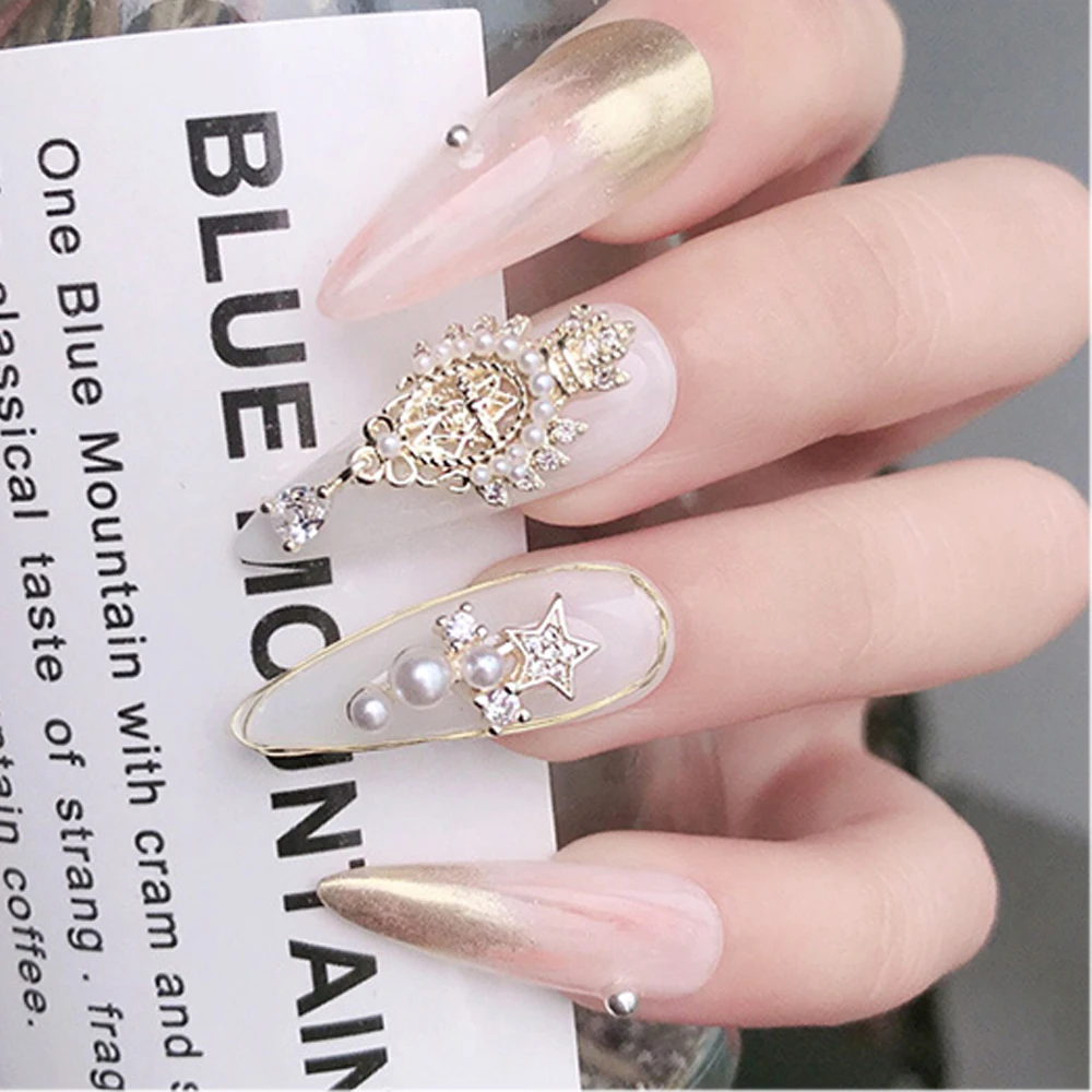 Moon DIY Metal Zircon Diamond Manicure Butterfly Nail Art Jewelry Nail Rhinestones Nail Art Decorations Pendant Chain