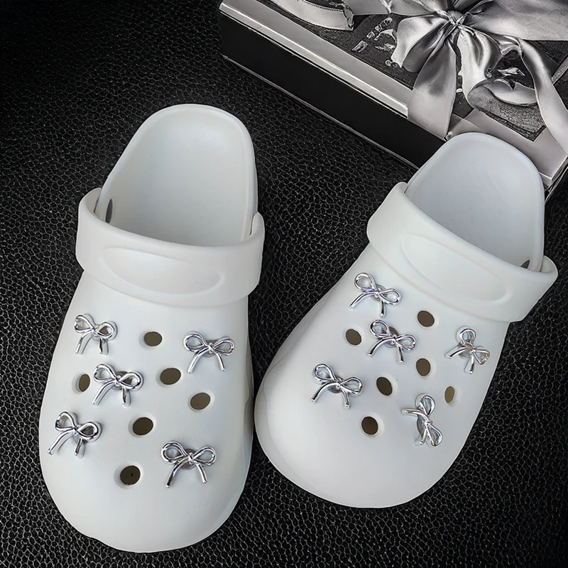 New Hole Shoe Charms DIY Garden Shoe Set  sweet silvery bow Decoration Buckle for Shoe Charm Accessories Kids Party Girls Gift